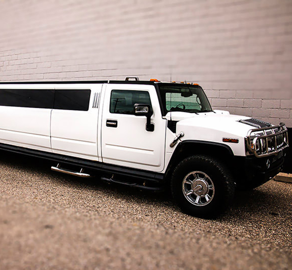 H2 Hummer limo service in Minneapolis
