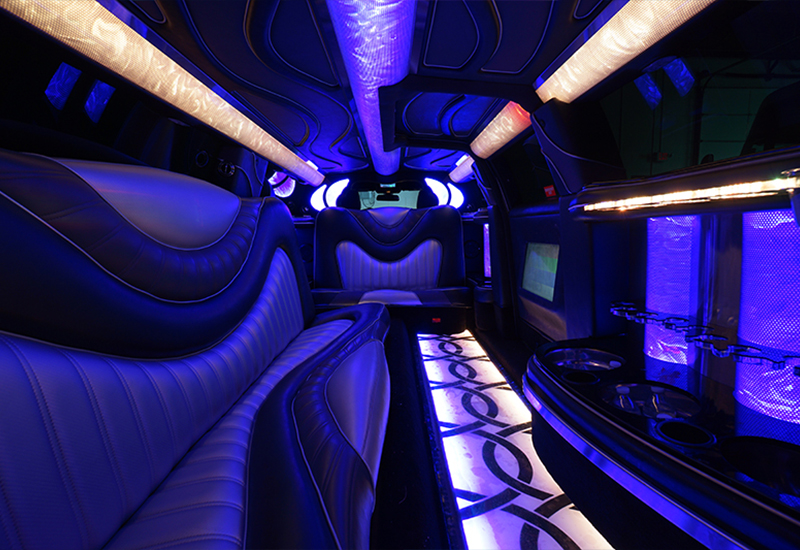 Limousine service in Minneapolis